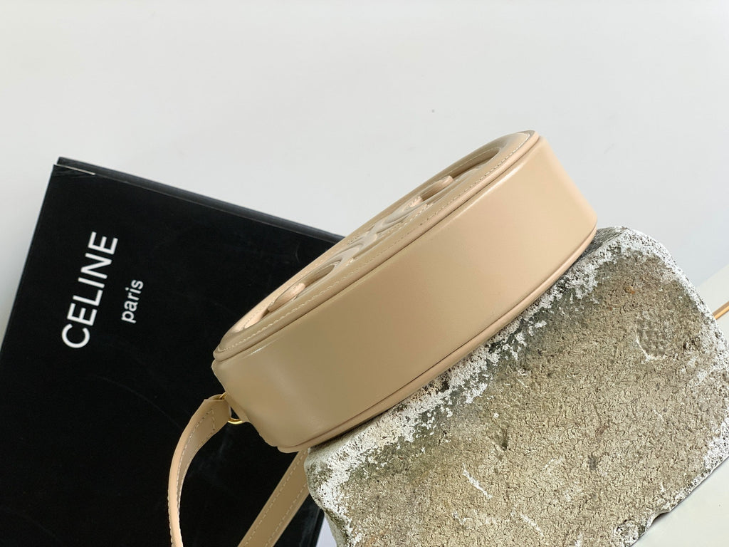 Celine SMOOTH CALFSKIN 16 OVAL BEIGE CREAM BAG