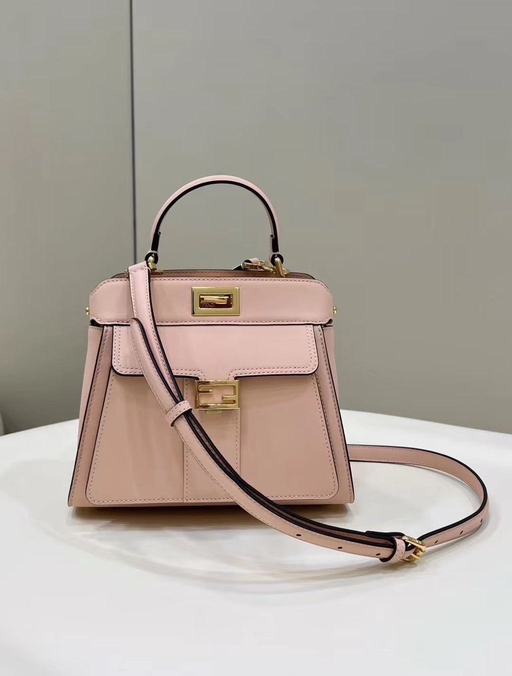 FENDI FENDI PEEKABOO MINI 23 BAG IN LIGHT PINK CALFSKIN WITH GOLD HARDWARE