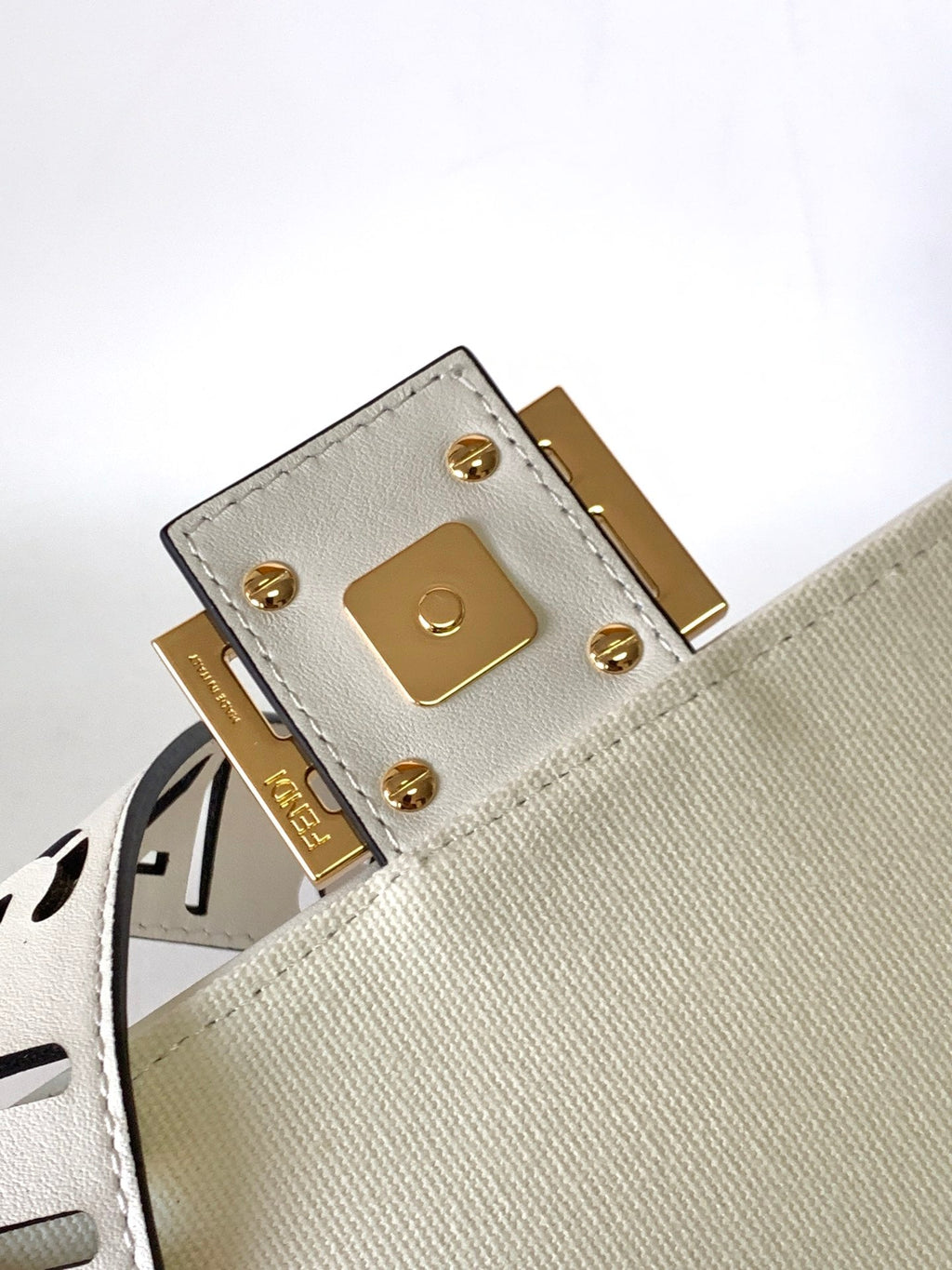 FENDI Fend Baguette White Canvas Bag 27 with FF Embroidery Ghw