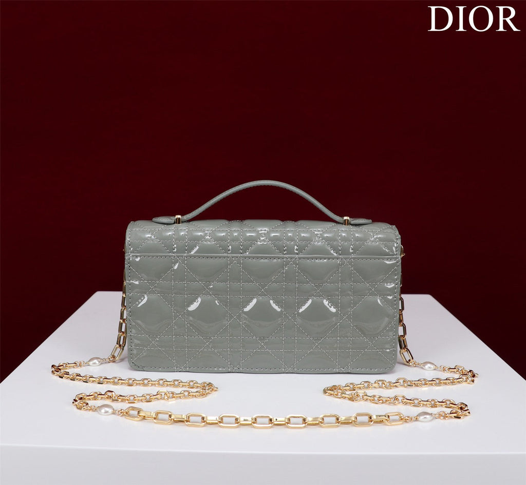 DIOR my mini 21 rock gray petent calfskin