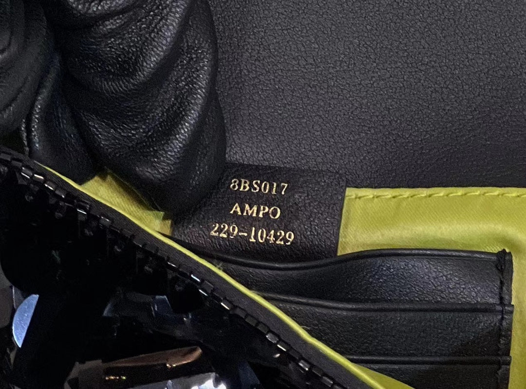 FENDI BAGUETTE MINI 19 IN BLACK SEQUINS GOLD HARDWARE