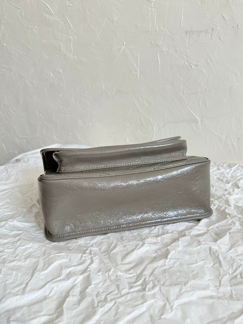 Saint Laurent YSL Niki Medium Bag 28cm Grey Crinkled Vintage Leather