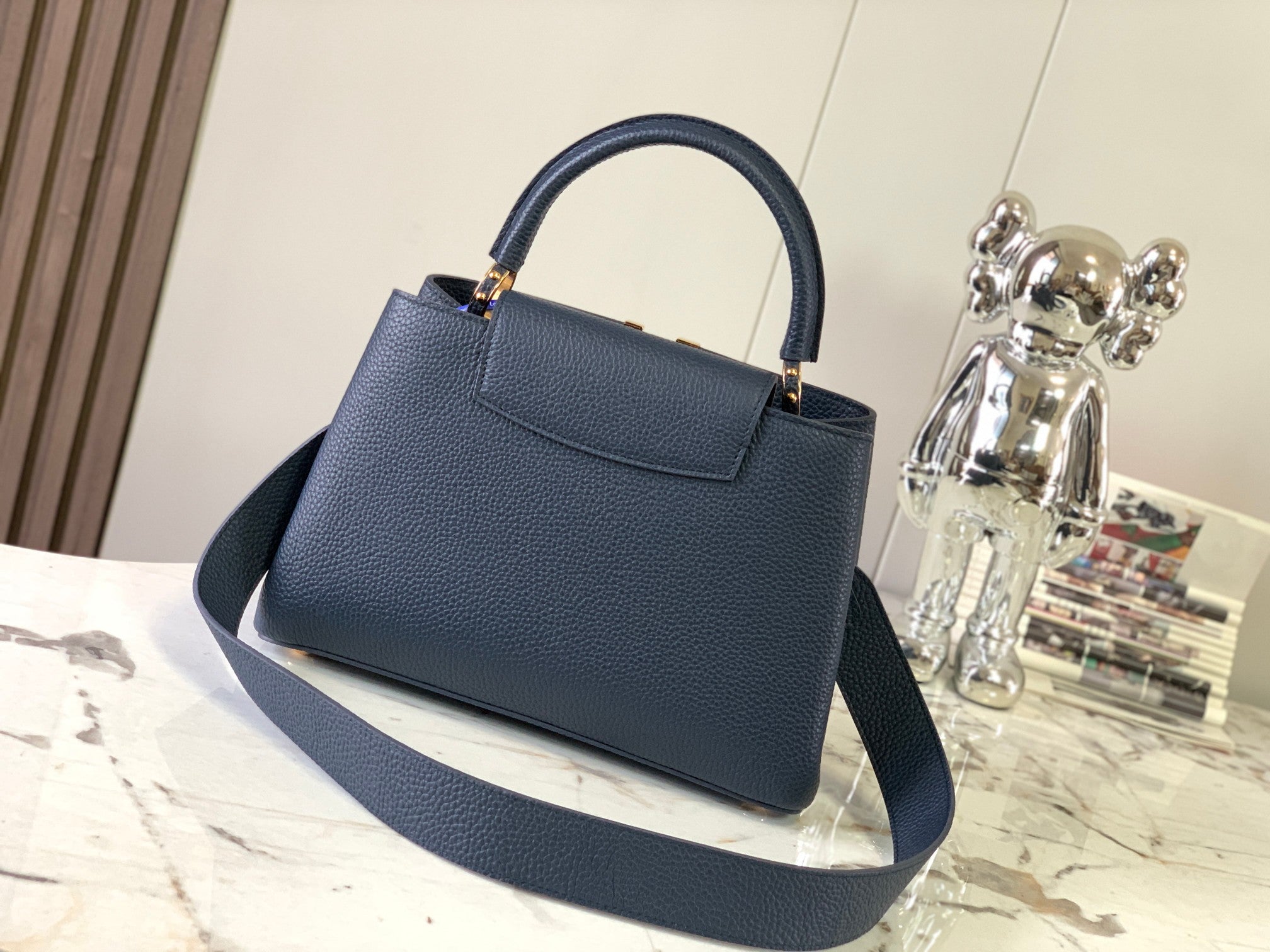 Louis Vuitton capucines mm 31.5 midnight blue taurillon leather gold hardware