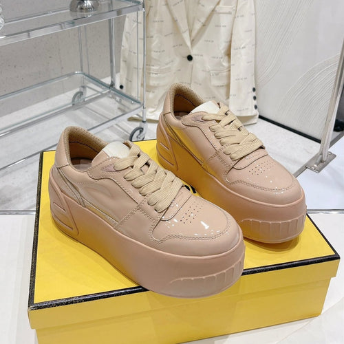 FENDI FENDI LOW-TOP TRAINER IN TAN BEIGE CALFSKIN