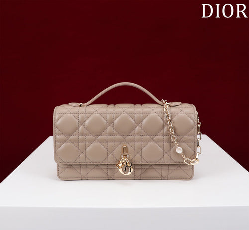 DIOR my mini 21 sand lambskin