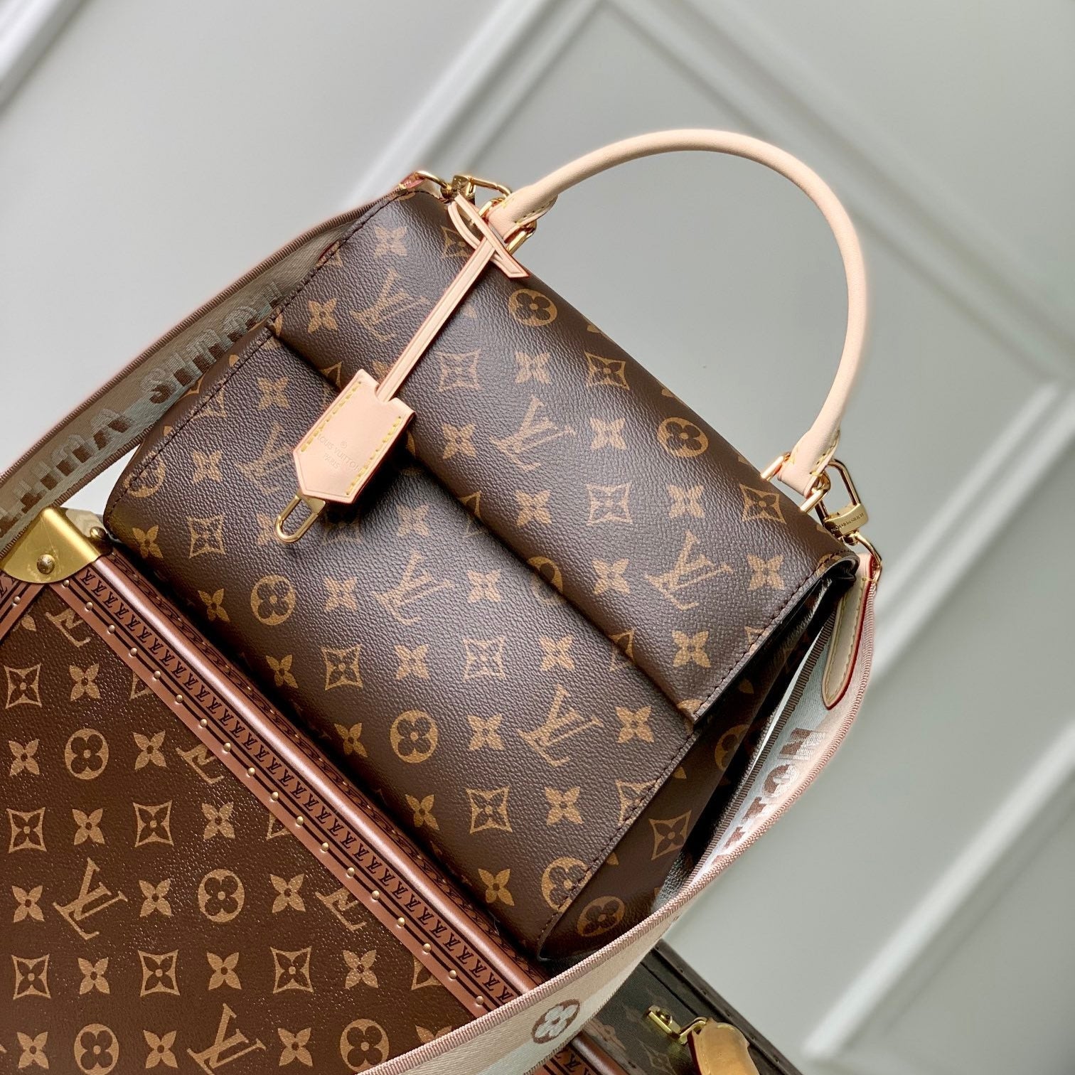 Louis Vuitton CLUNY BB 28 IN BROWN MONOGRAM CANVAS