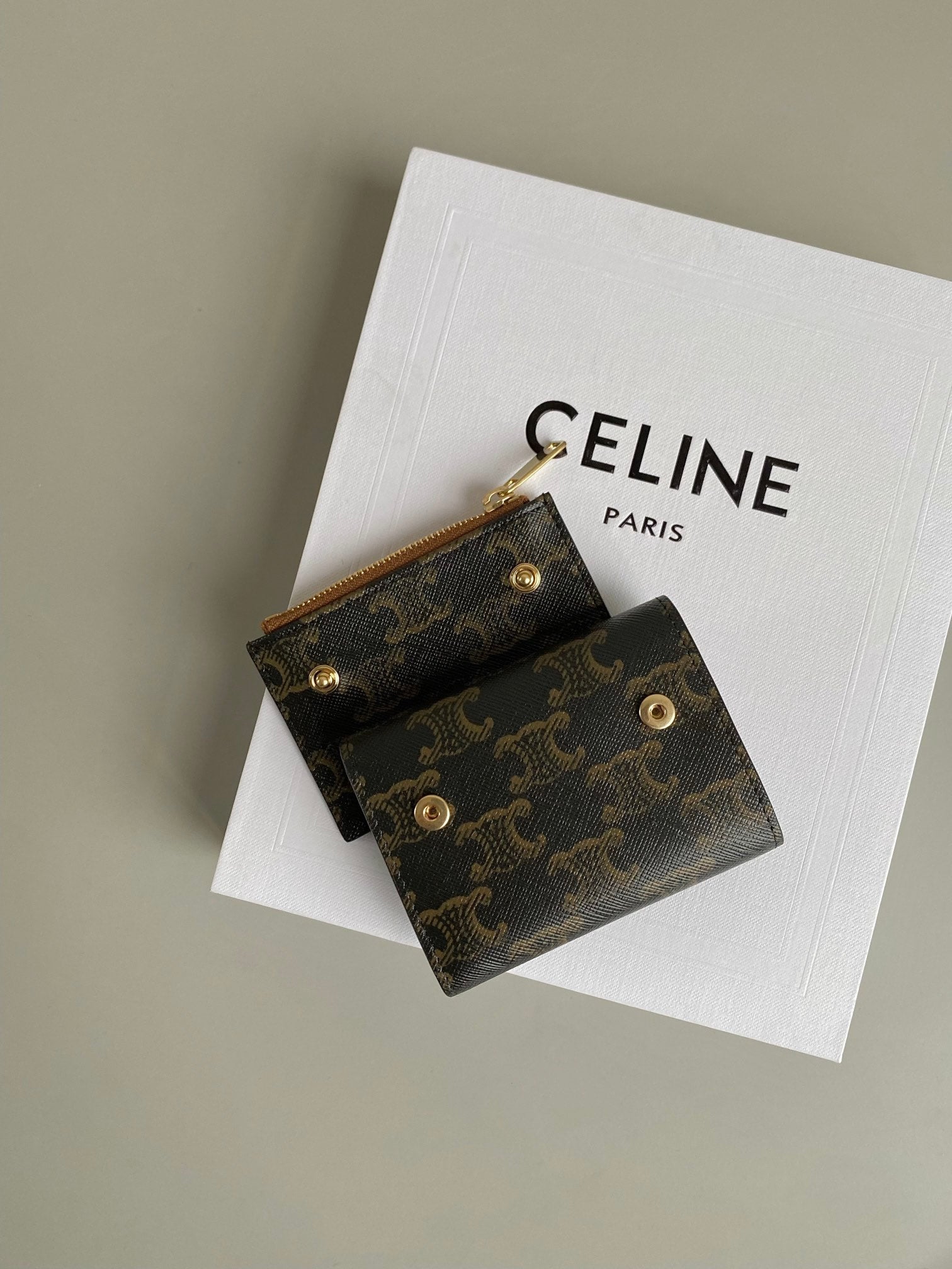 Celine TRIPHOME 9 WALLET TWO-IN-ONE OLD FLOWER BROWN CALFSKIN