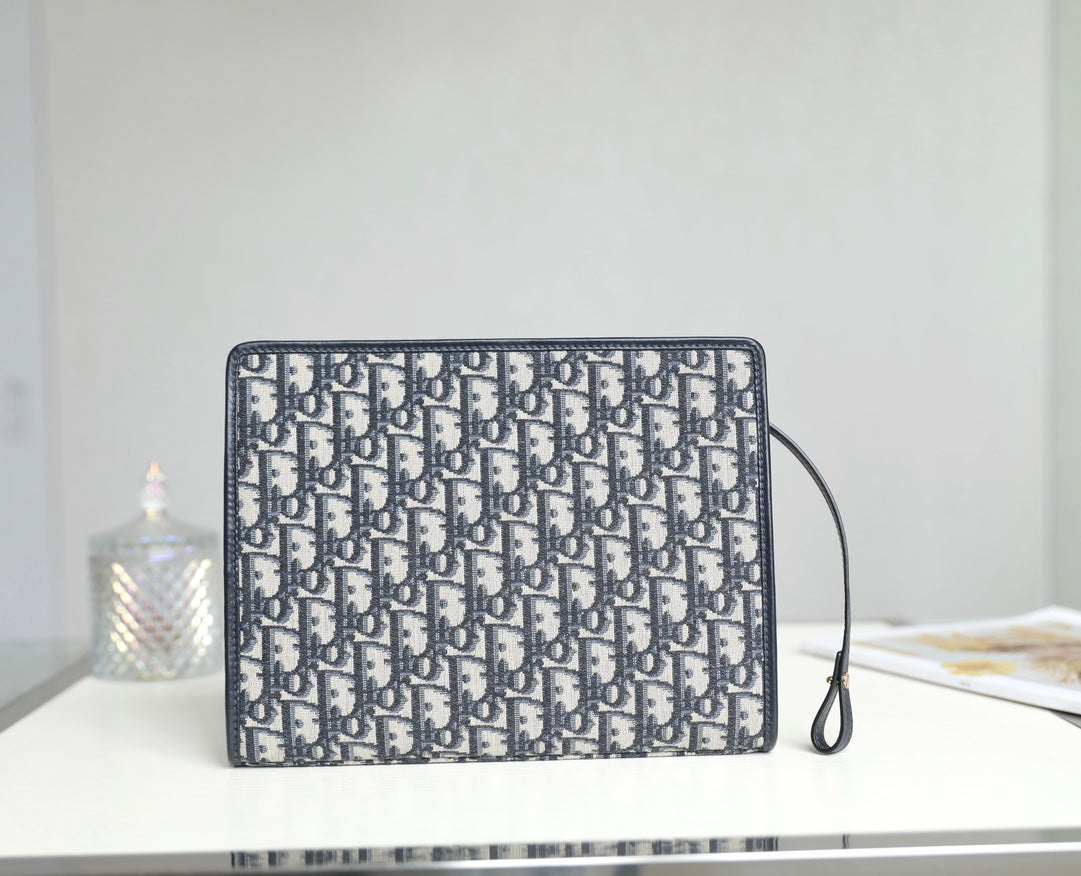 DIOR BOOK TOTE 26 IN BLUE OBLIQUE JACQUARD