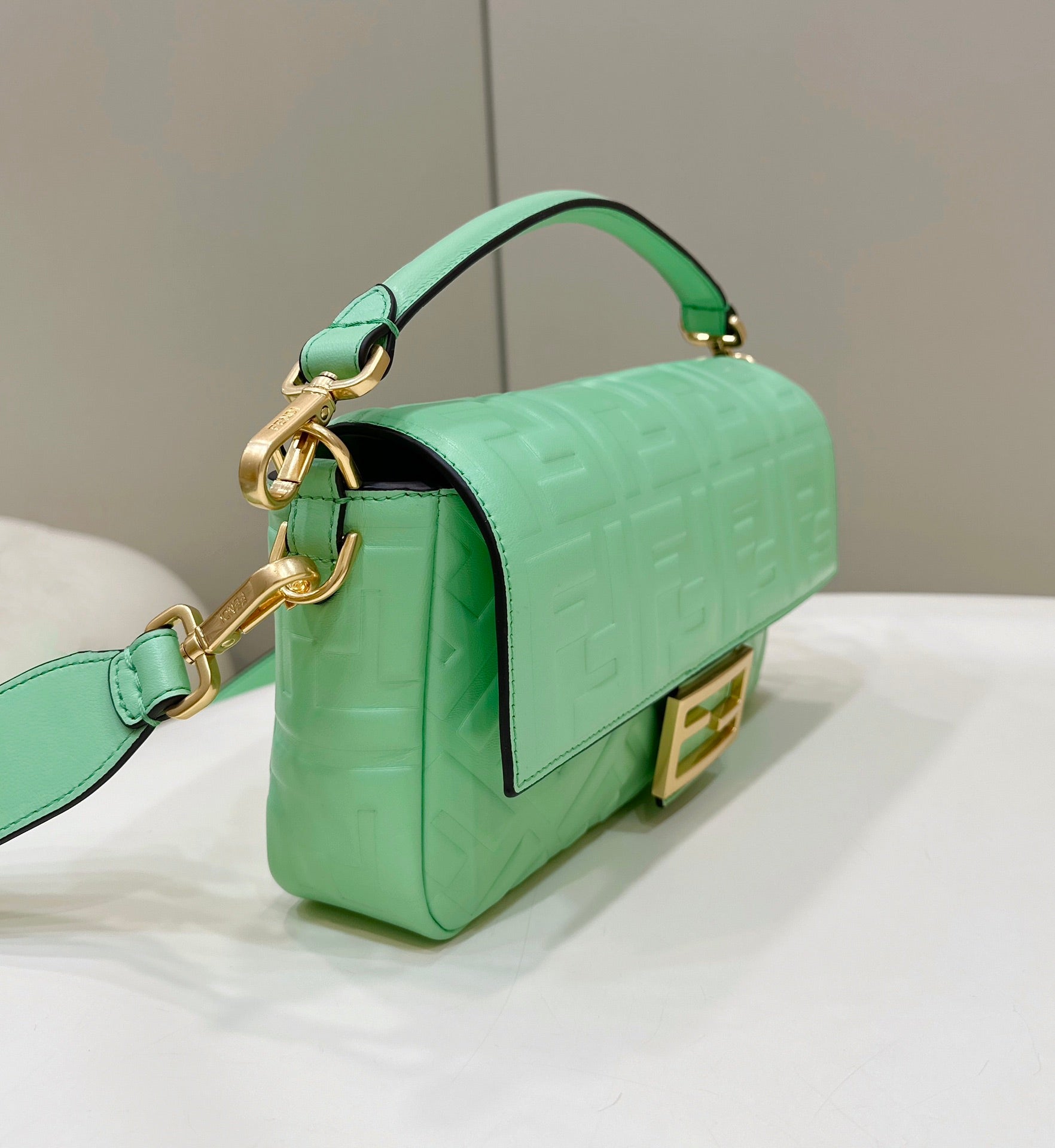 FENDI BAGUETTE WITH FF MOTIF 27 IN DE YORK GREEN SOFT LAMBSKIN GOLD HARDWARE