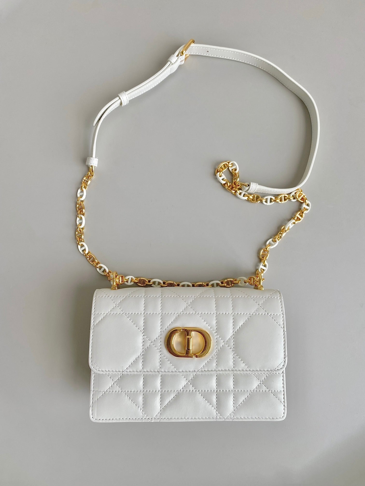 DIOR MINI CHAIN BAG 17 IN WHITE CALFSKIN