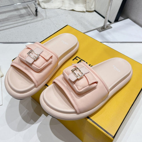 FENDI FENDI BAGUETTE SLIPPERS IN PASTEL PINK LAMBSKIN WITH GOLD HARDWARE