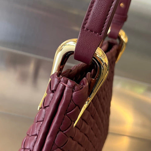 Bottega Veneta SMALL CLICKER 27 BAROLO LAMBSKIN