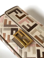 FENDI Fend Baguette White Brown and Multicolour Canvas Bag 27 with FF Embroidery Ghw