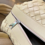 Bottega Veneta BACKPACK 42 IN BEIGE CALFSKIN