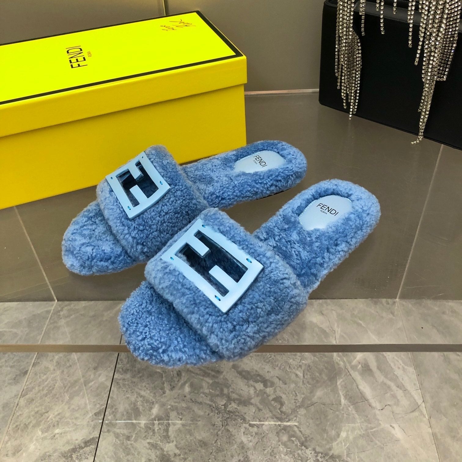 FENDI FENDI BAGUETTE SLIDE SLIPPERS IN CERULEAN BLUE WOOL