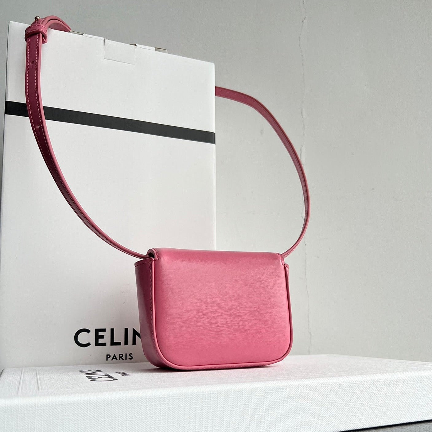 Celine Triomphe 11 Hot Pink Calfskin Handbag