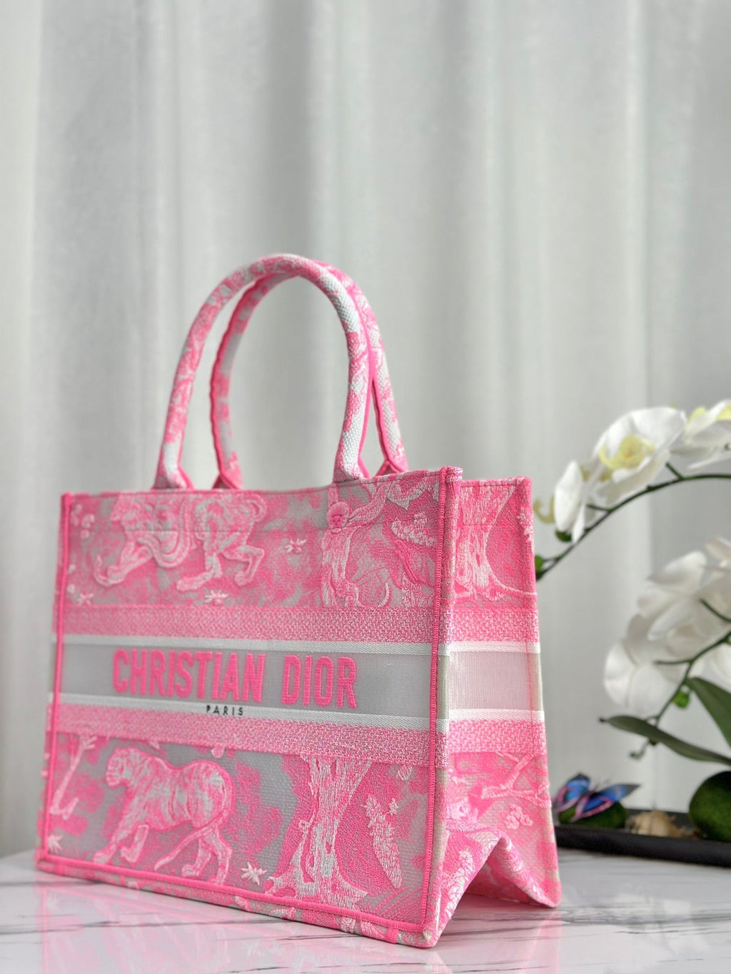 DIOR MEDIUM BOOK TOTE 37 CANDY PINK MACROCANNAGE EMBROIDERY