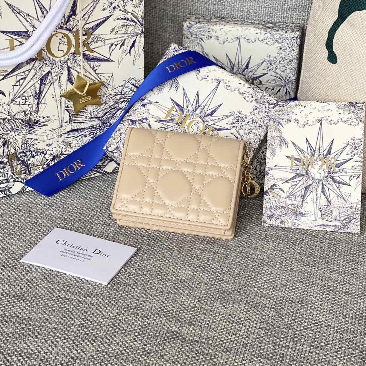 DIOR Caro 11cm Compact Wallet Beige Calfskin
