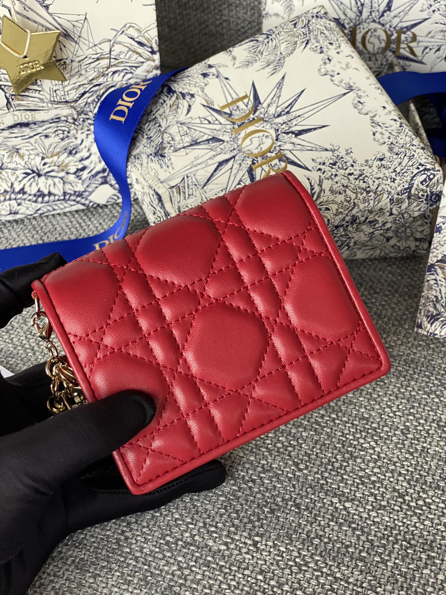 DIOR Caro 11cm Compact Wallet Red Calfskin
