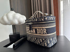 DIOR  DIORtravel vanity 25 black beige oblique embroidery