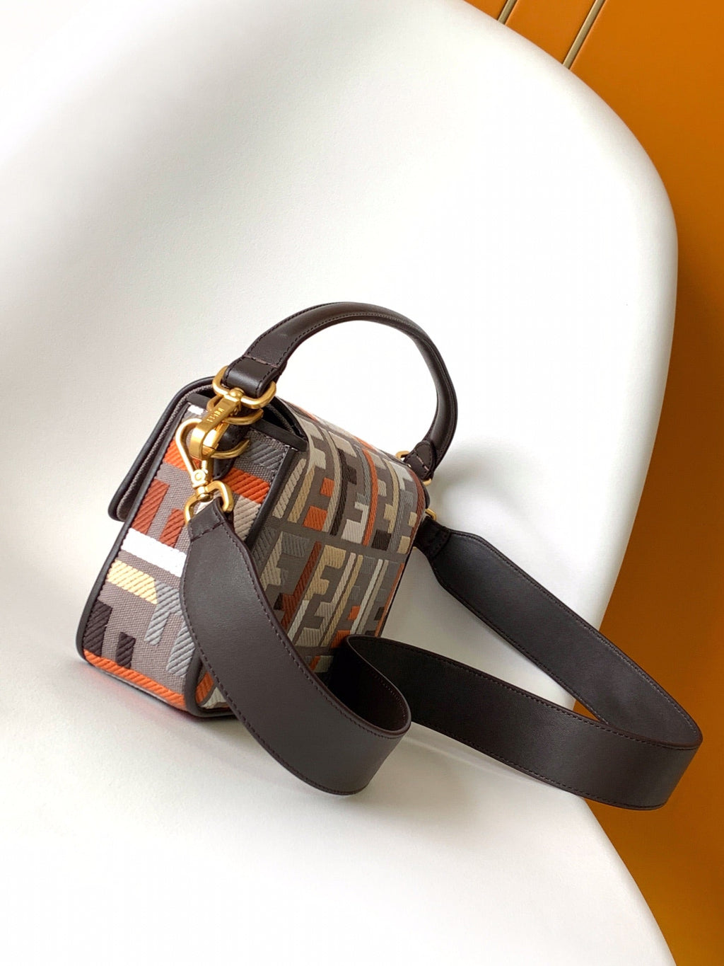 FENDI Fend Baguette Brown and Multicolour Canvas Bag 27 with FF Embroidery Ghw