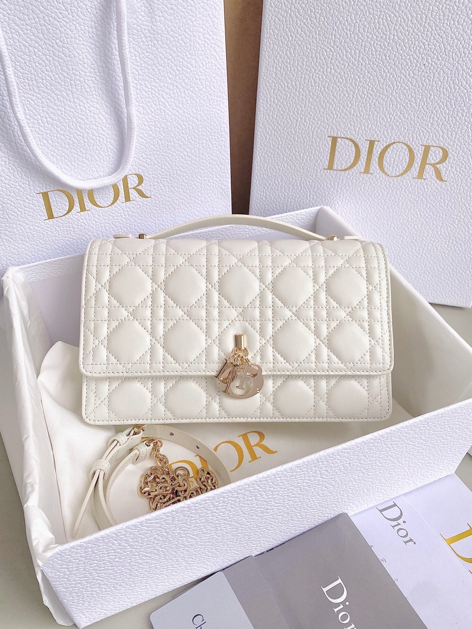 DIOR MISS LADY 24 LARGE BAG IN WHITE LAMBSKIN