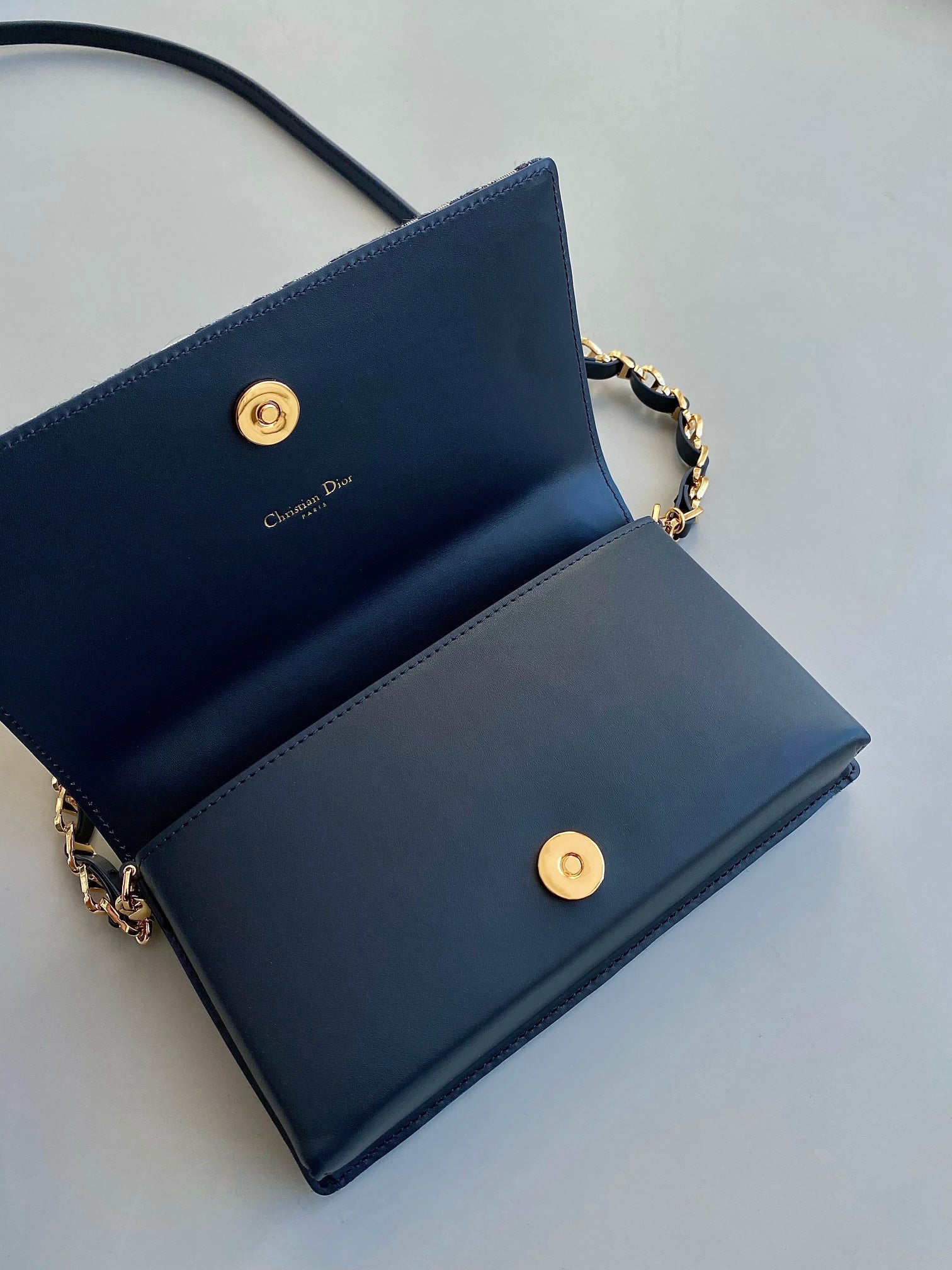DIOR SIGNATURE CHAIN BAG 21 IN BLUE OBLIQUE JACQUARD