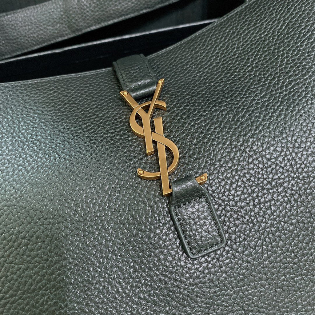 Saint Laurent BEA HOBO 50 GRAINED BLACK LEATHER