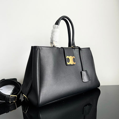 Celine TRIOMPHE 37 BLACK SOFT CALFSKIN HANDBAG