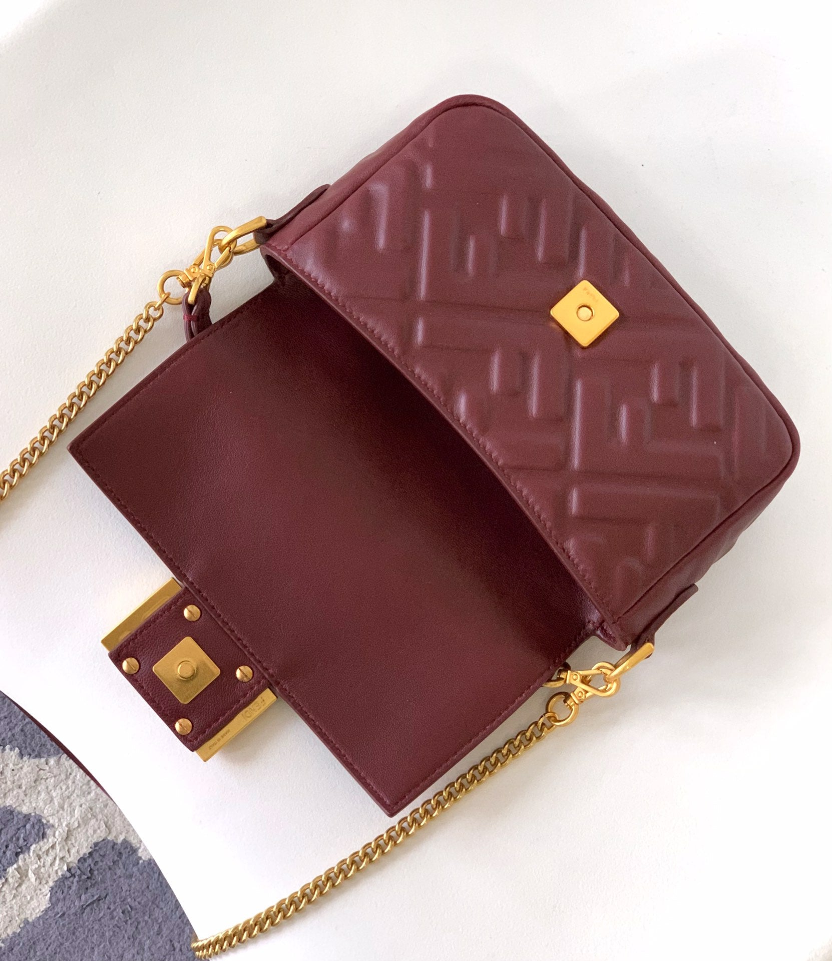FENDI Mini Baguette Bag 20 With FF Motif Burgundy Leather Ghw