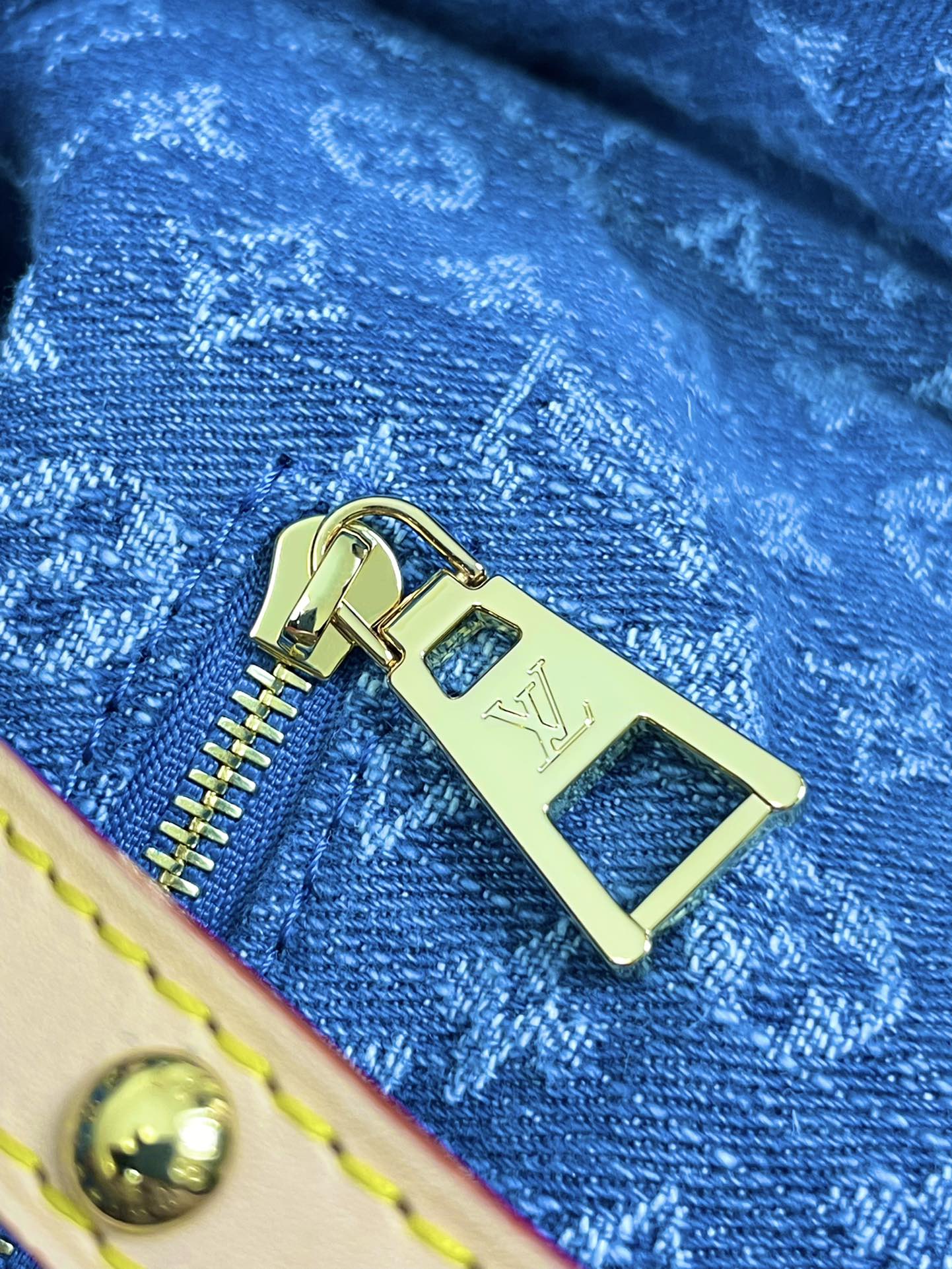 Louis Vuitton ONTHEGO 35 IN BLUE MONOGRAM DENIM