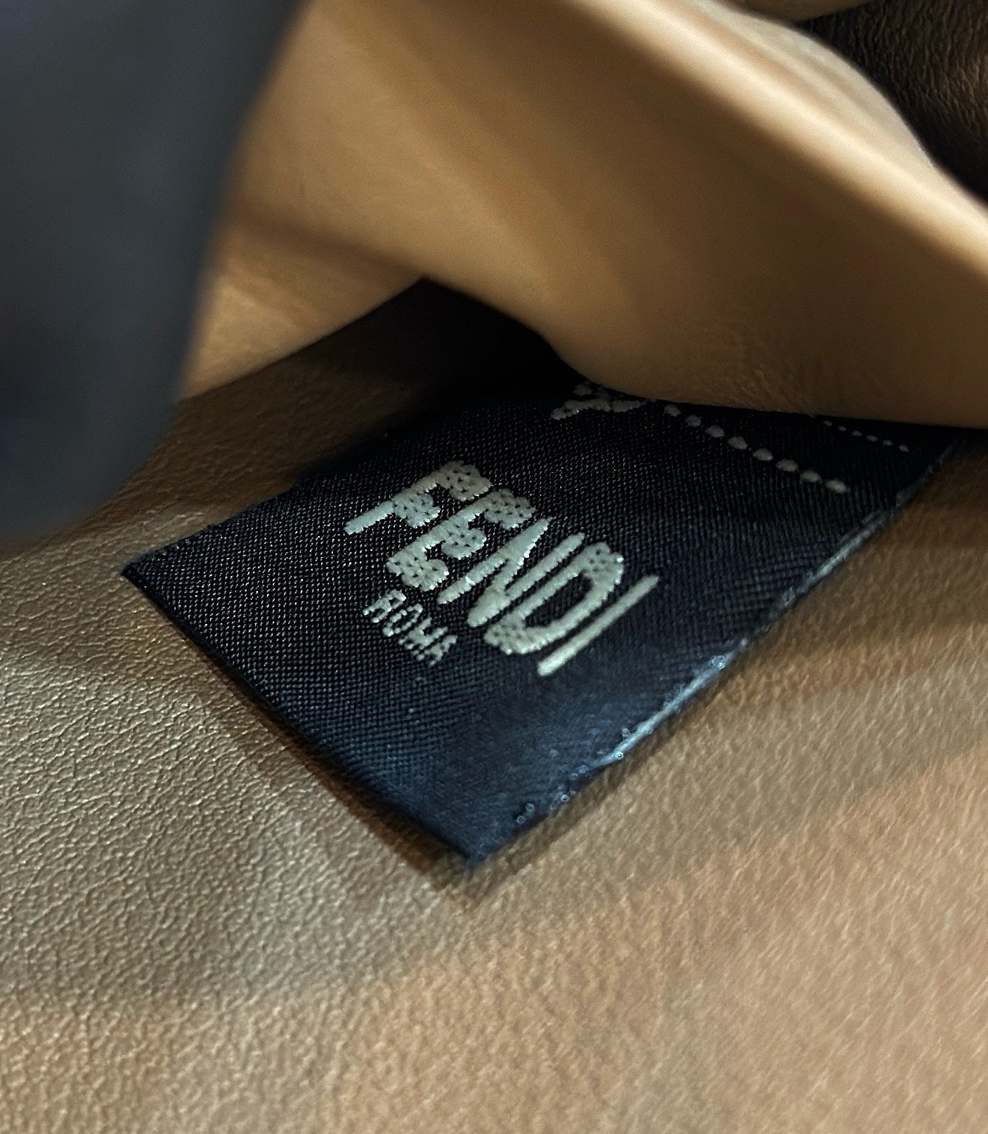 FENDI BAGUETTE CHAIN MIDI 21 IN BROWN MIX BLACK MONOGRAM JACQUARD FABRIC BAG