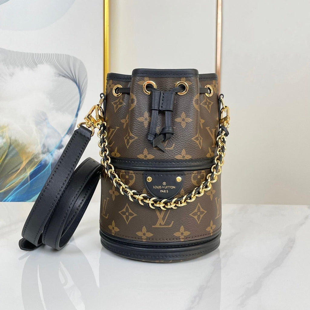 Louis Vuitton CANOÉ 20 IN BROWN MONOGRAM CANVAS GOLD HARDWARE