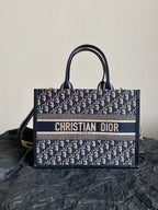 DIOR MEDIUM BOOK TOTE 36 BLUE OBLIQUE EMBROIDERY