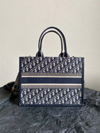 DIOR MEDIUM BOOK TOTE 36 BLUE OBLIQUE EMBROIDERY