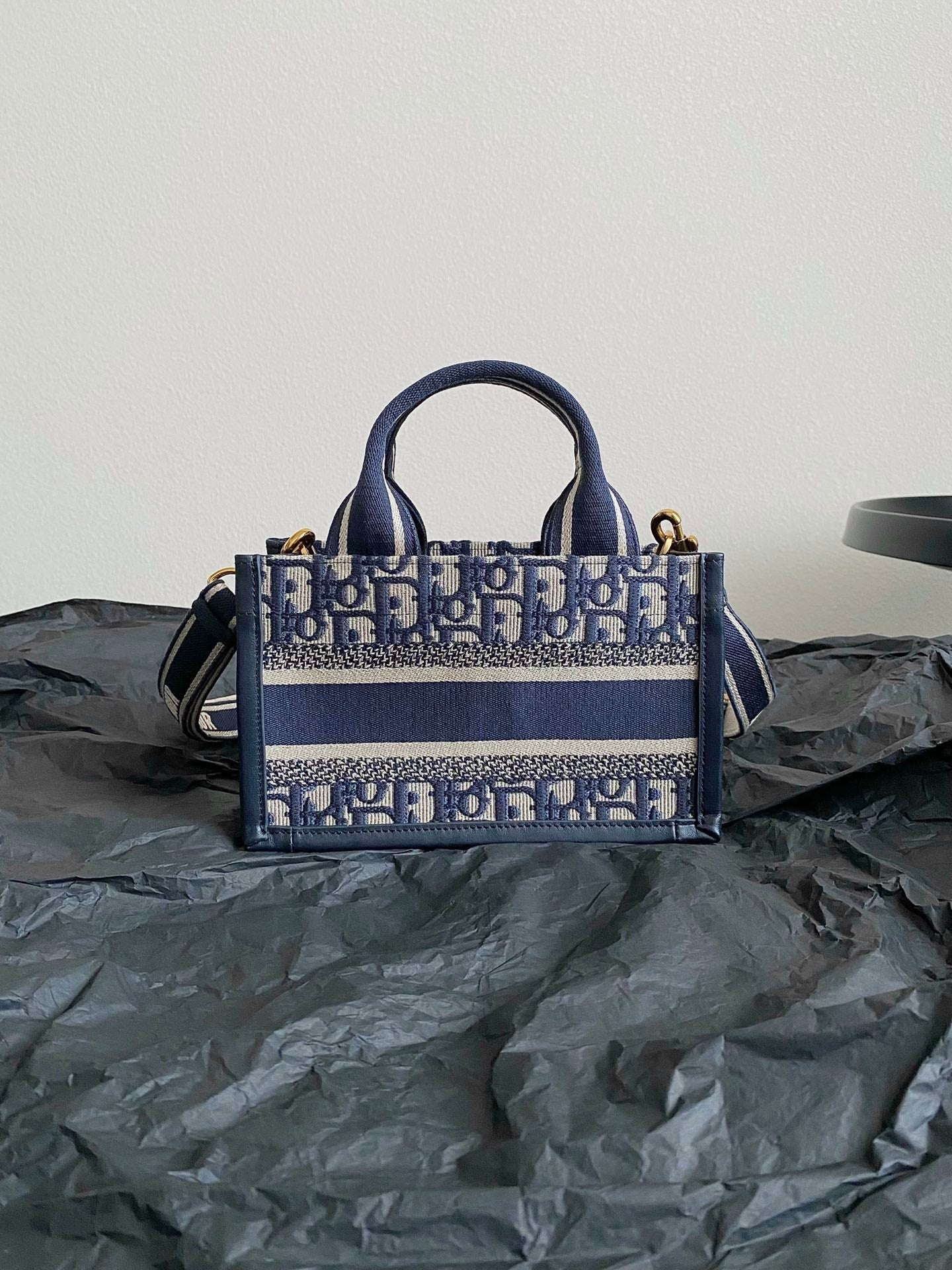 DIOR MINI BOOK TOTE 21 BLUE OBLIQUE EMBROIDERY
