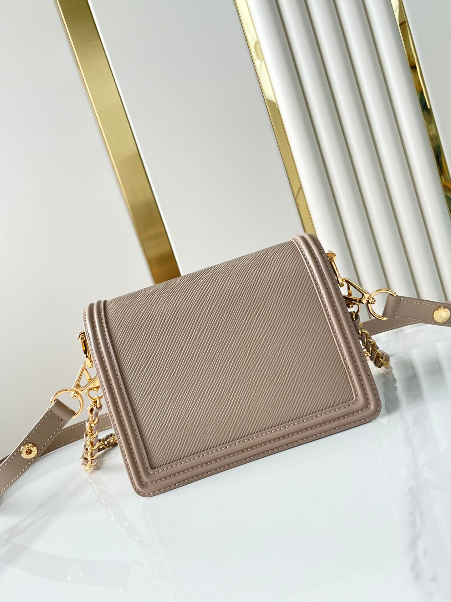 Louis Vuitton DAUPHINE MINI 20 IN MEDIUM BROWN EPI GRAINED CALFSKIN GOLD HARDWARE