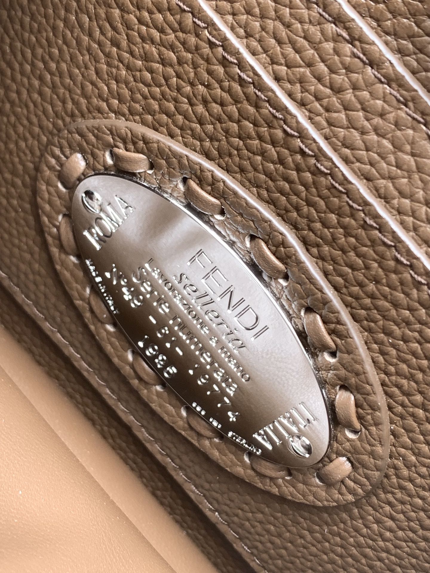 FENDI Peekaboo ISeeU Petite 20 Bag Chocolate Leather Shw