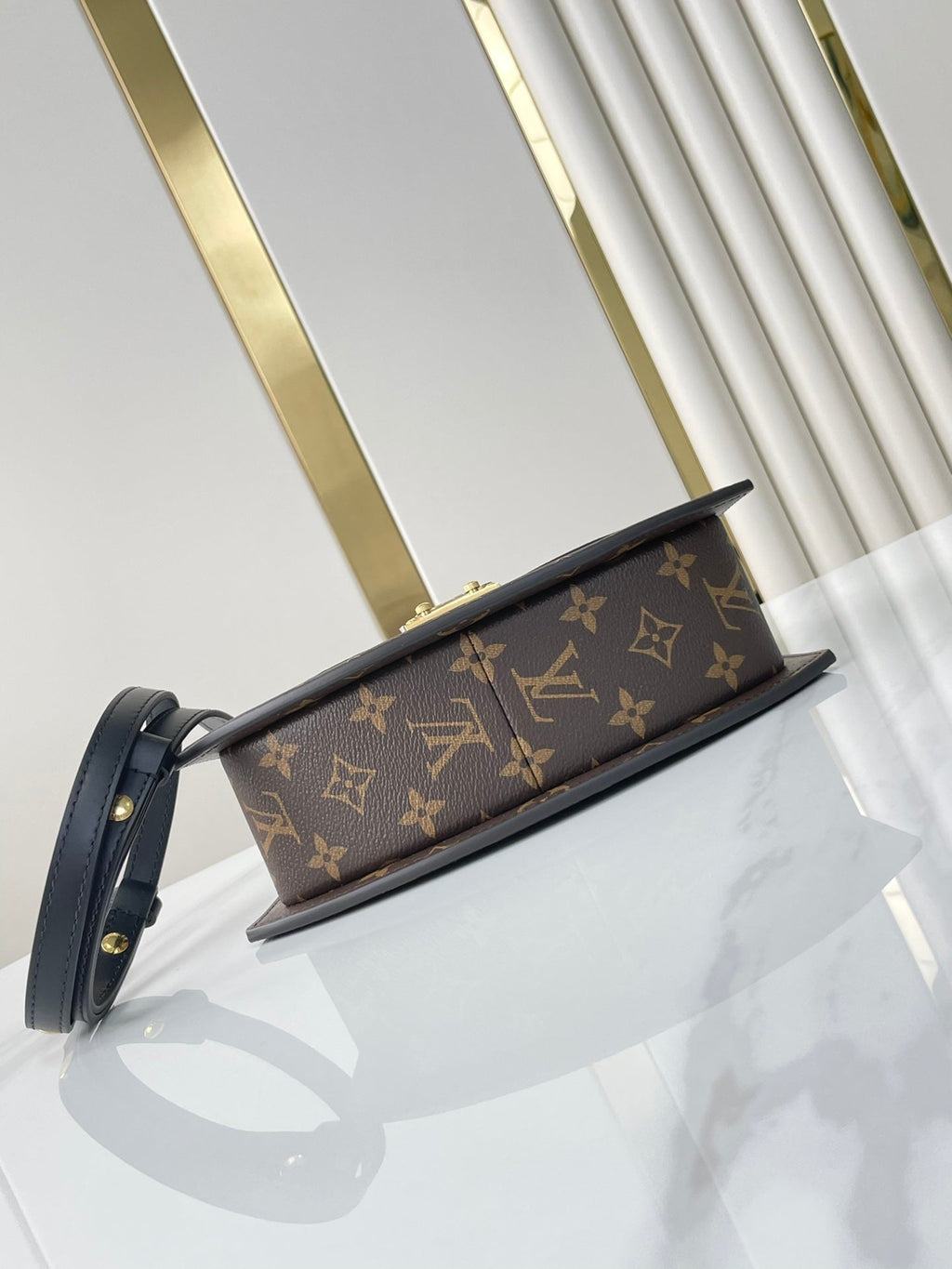 Louis Vuitton TILSITT 24 IN BROWN MONOGRAM AND MONOGRAM REVERSE CANVAS GOLD BUCKLE