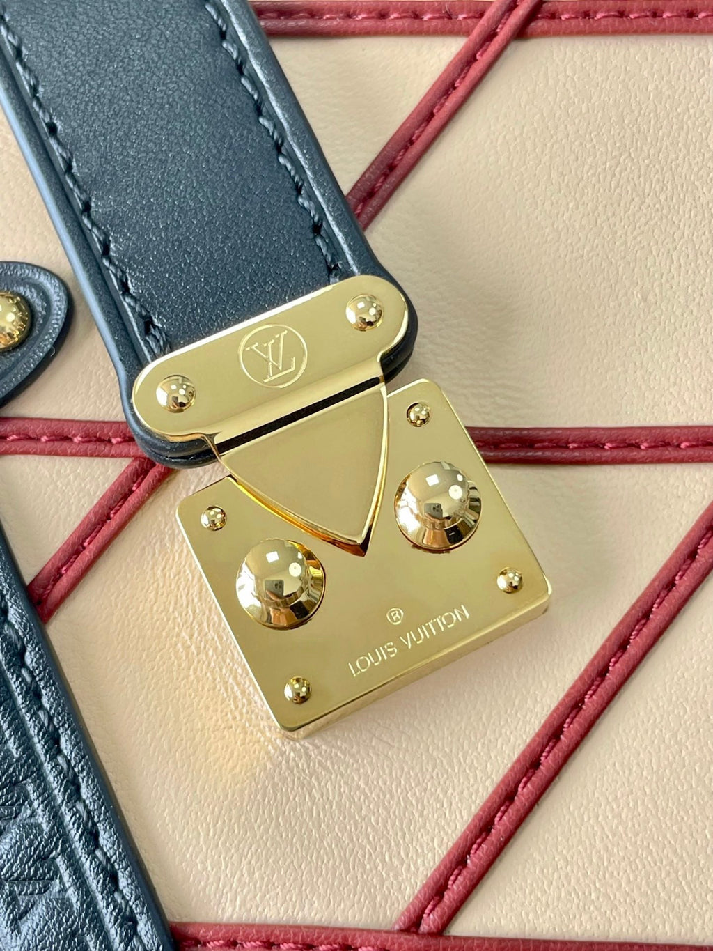 Louis Vuitton SIDE TRUNK 21 IN BEIGE RED LAMBSKIN WITH CRISS CROSS PATTERN GOLD HARDWARE