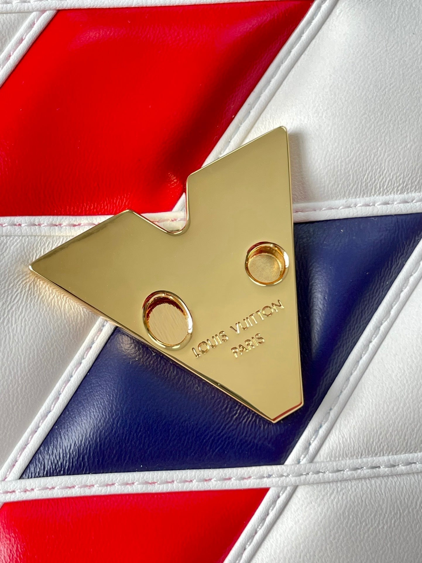 Louis Vuitton GO-14 MM 23 IN WHITE RED MIX NAVY BLUE QUILTED LAMBSKIN GOLD HARDWARE