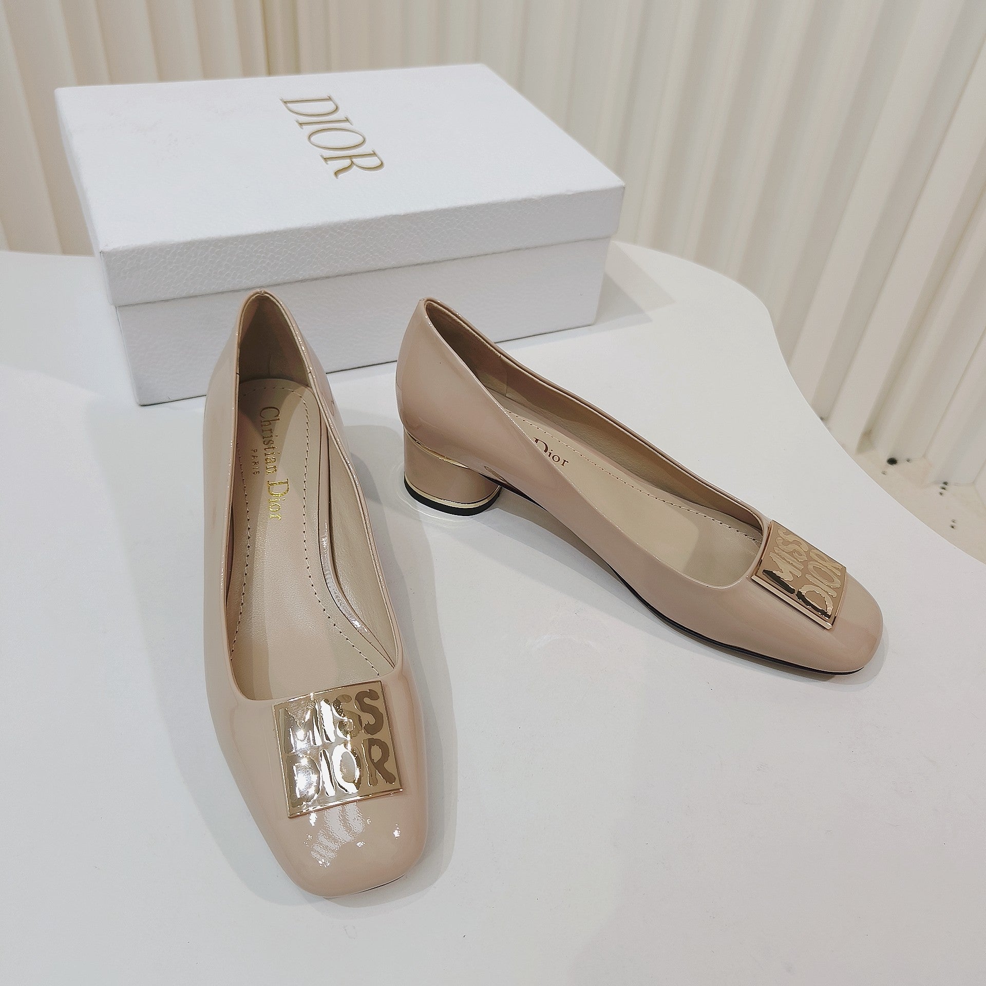 DIOR Miss  DIOR Pump 40mm In Beige Cowhide 111364