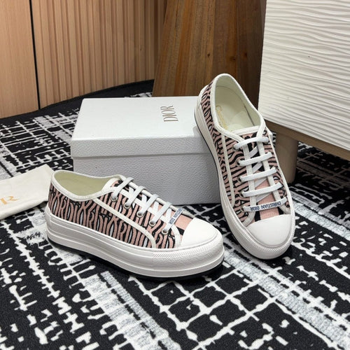 DIOR Walk'n' DIOR Platform Sneaker Pale Pink Miss Canvas