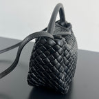 Bottega Veneta BV Small Cobble Top Handle 23cm Black Lambskin