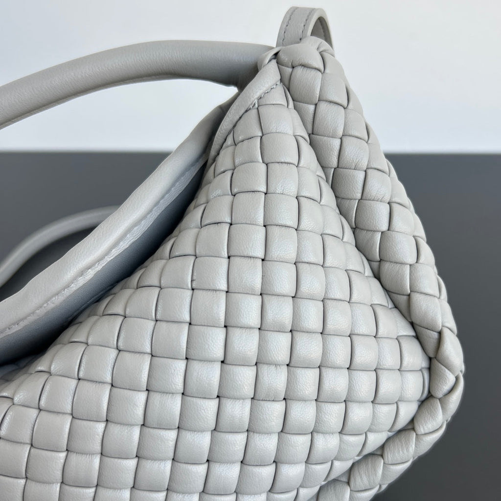 Bottega Veneta BV Small Cobble Top Handle 23cm Grey Lambskin