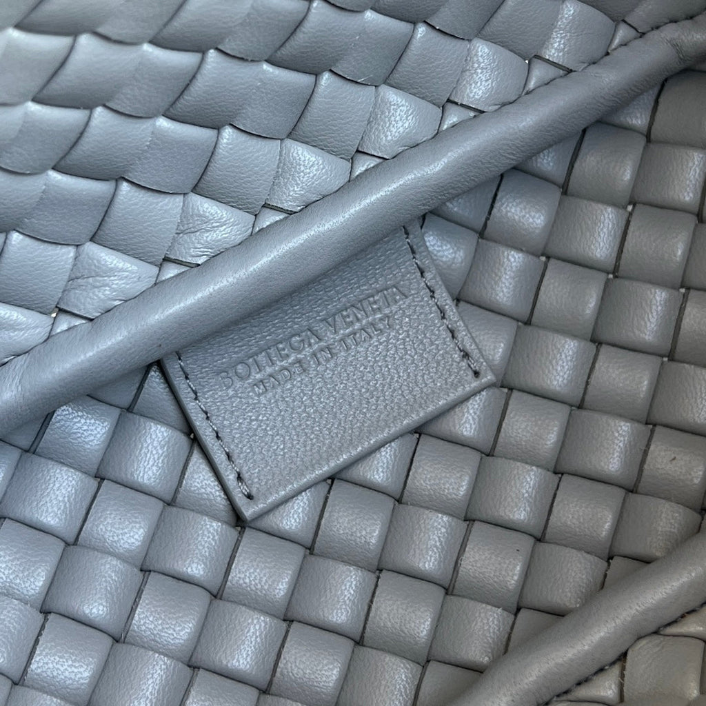 Bottega Veneta BV Small Cobble Top Handle 23cm Grey Lambskin