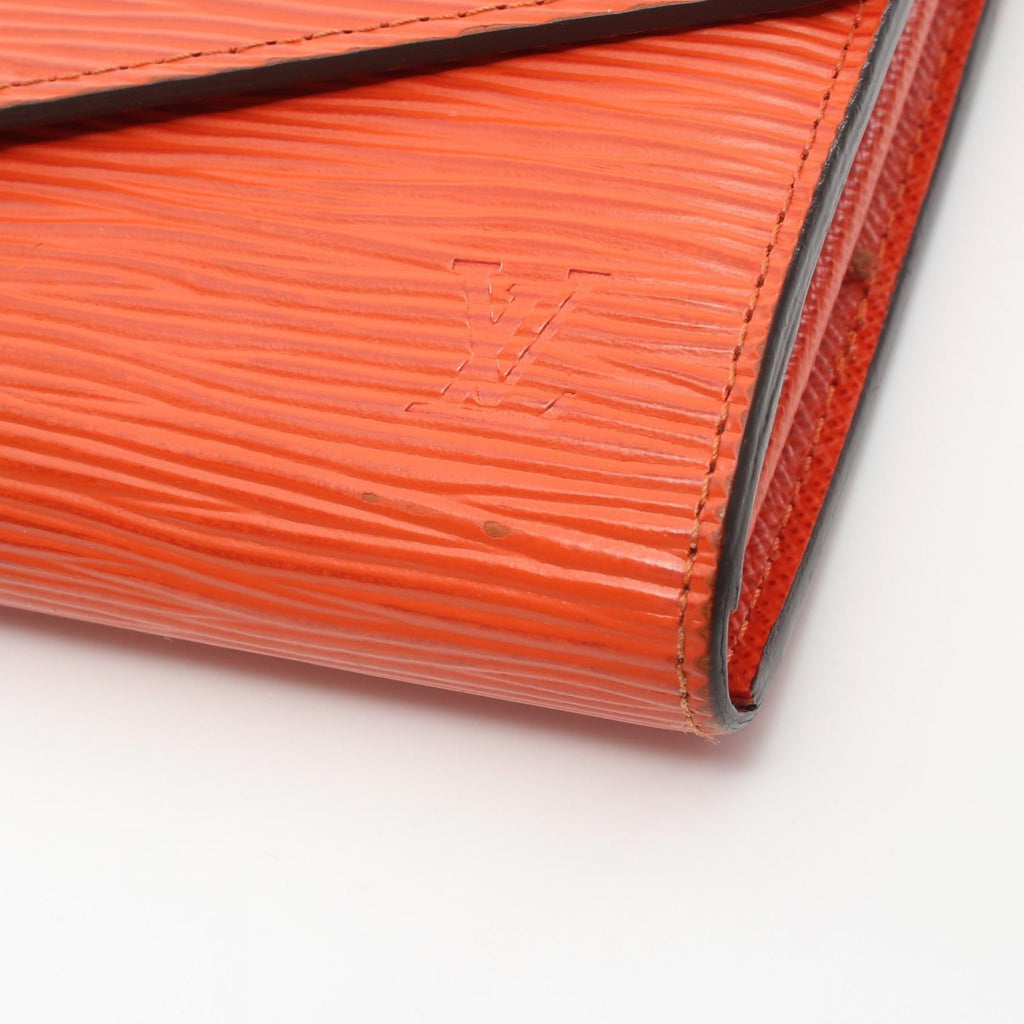 Louis Vuitton Epi Portefeuille Sarah Leather Long Wallet M60723 in New Condition