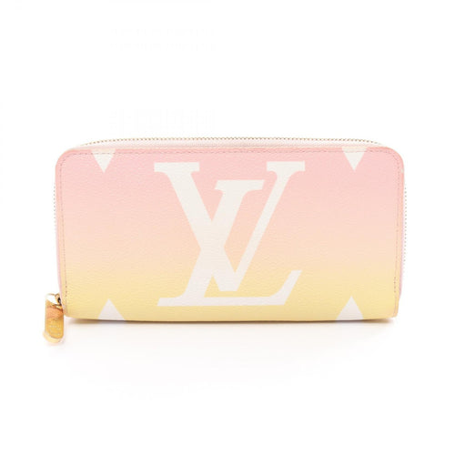 Louis Vuitton Monogram Giant By The Pool Zippy Wallet Canvas Long Wallet M80361 in New Condition