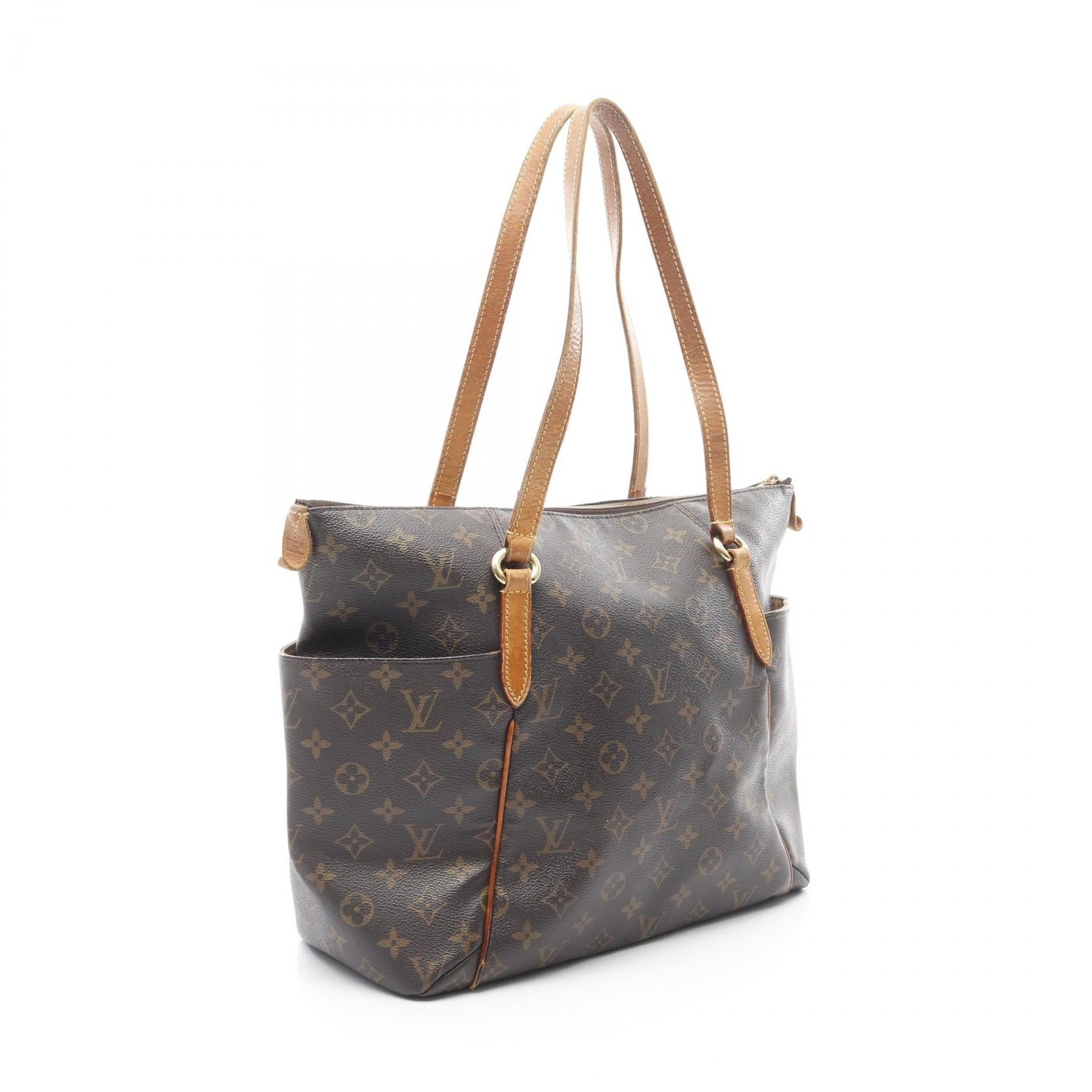 Louis Vuitton Totally MM Monogram Coated Canvas Tote Bag