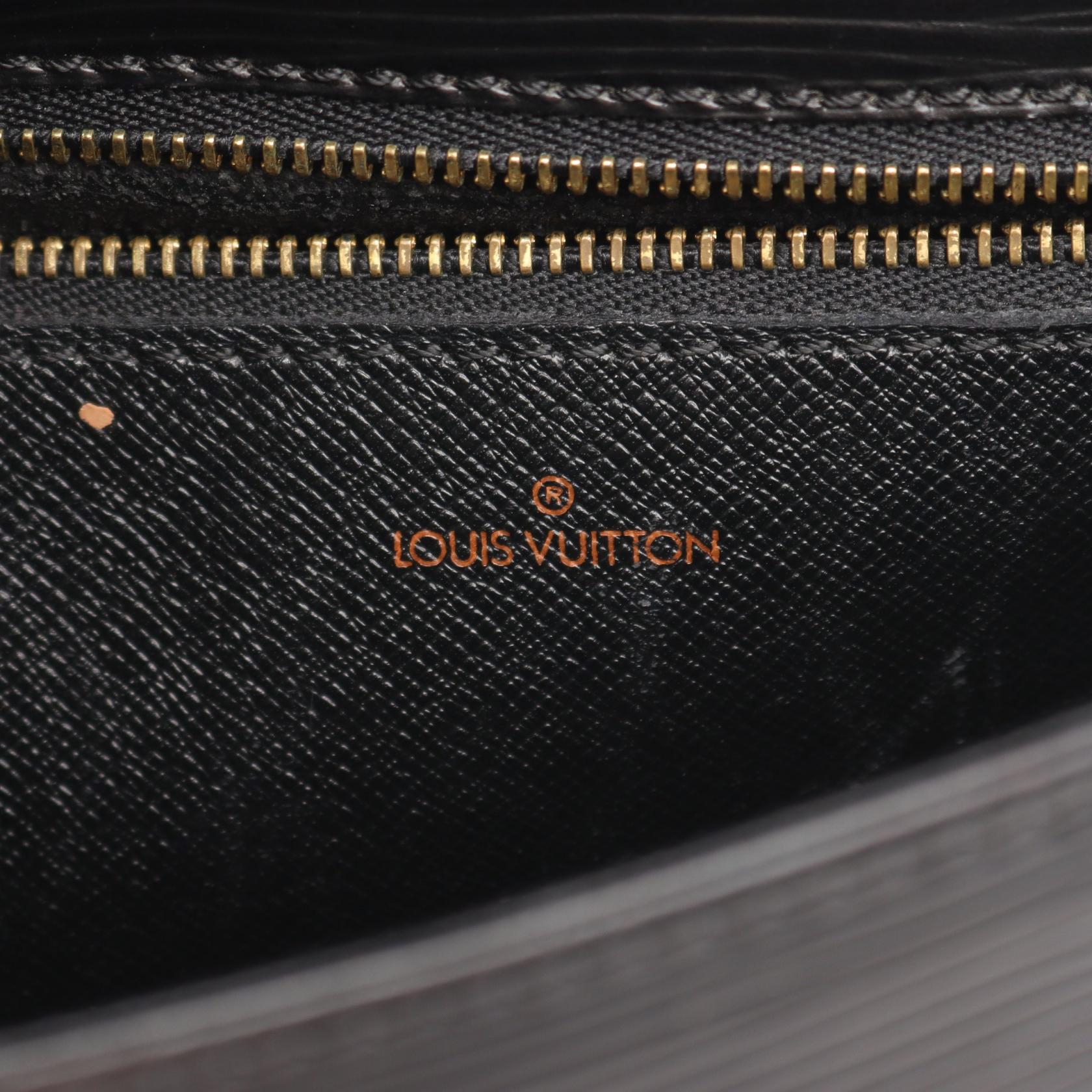 Louis Vuitton Saint Cloud Epi Shoulder Bag
